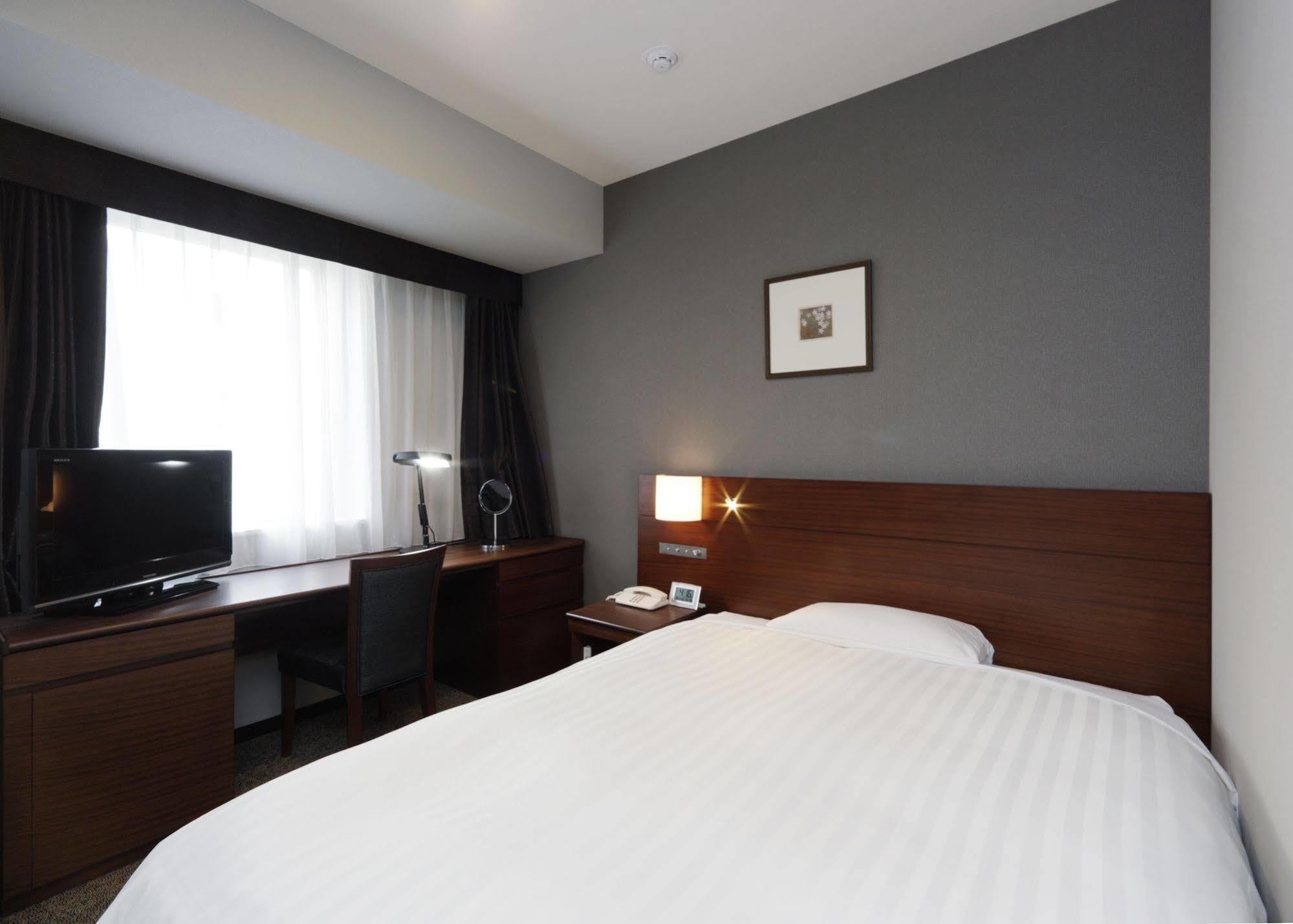 Jr-East Hotel Mets Komagome Tokyo Exterior photo