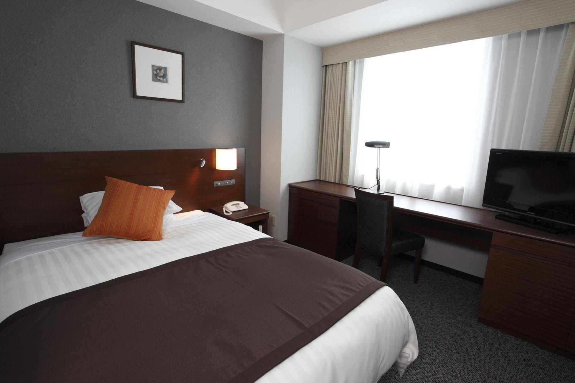Jr-East Hotel Mets Komagome Tokyo Exterior photo