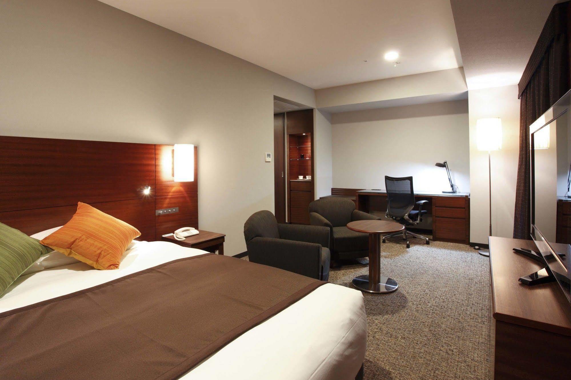 Jr-East Hotel Mets Komagome Tokyo Exterior photo